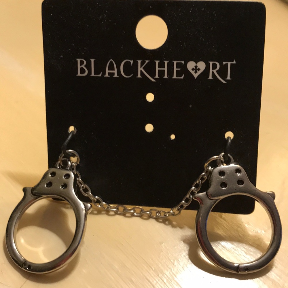 Blackheart handcuff rings from Hot Topic